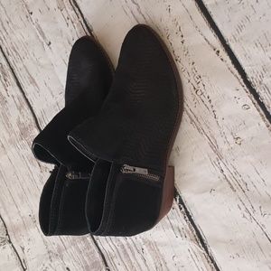 Lucky Brand Fhuna Black Oiled Suede Zipper Booties 8 NWOT